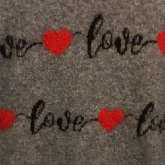 Cupcakes And Cashmere Crewneck Love ❤️ Sweater M - Picture 5 of 8